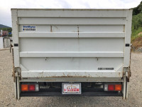 三菱ふそうキャンター平ボディ小型（2t・3t）[写真11]