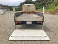 三菱ふそうキャンター平ボディ小型（2t・3t）[写真12]