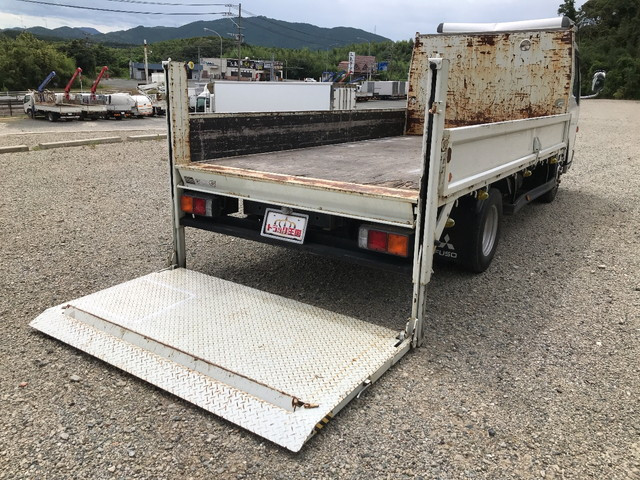 三菱ふそうキャンター平ボディ小型（2t・3t）[写真02]