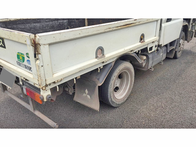 三菱ふそうキャンターガッツダブルキャブ（Wキャブ）小型（2t・3t）[写真02]