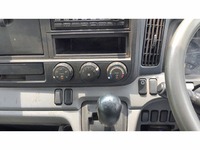 三菱ふそうキャンターガッツダブルキャブ（Wキャブ）小型（2t・3t）[写真29]