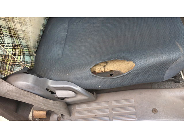 三菱ふそうキャンターガッツダブルキャブ（Wキャブ）小型（2t・3t）[写真30]