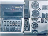 三菱ふそうファイターアルミウイング中型（4t）[写真38]