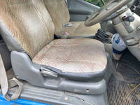 三菱ふそうキャンターダンプ小型（2t・3t）[写真19]