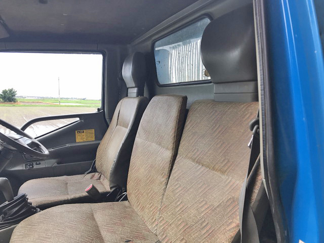 三菱ふそうキャンターダンプ小型（2t・3t）[写真20]