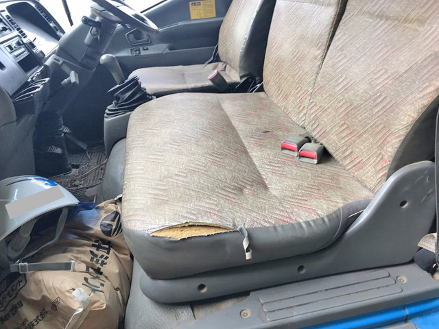 三菱ふそうキャンターダンプ小型（2t・3t）[写真21]