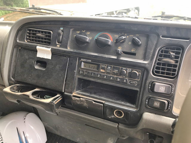 三菱ふそうキャンターダンプ小型（2t・3t）[写真29]