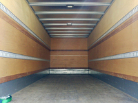 いすゞフォワードアルミバン中型（4t）[写真11]