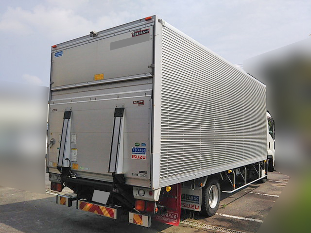 いすゞフォワードアルミバン中型（4t）[写真02]