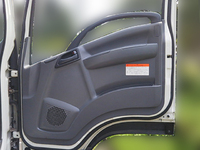 いすゞフォワードアルミバン中型（4t）[写真29]