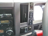 いすゞフォワードアルミバン中型（4t）[写真36]