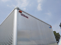 いすゞフォワードアルミバン中型（4t）[写真08]