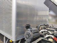 いすゞフォワードアルミバン中型（4t）[写真09]