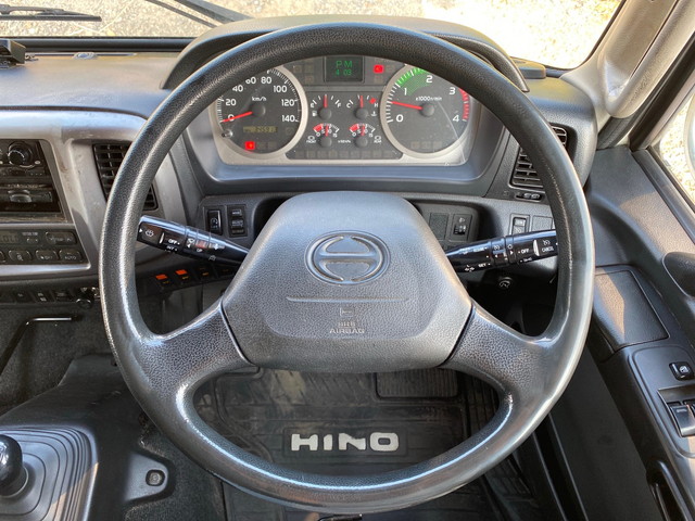 日野レンジャーアルミウイング中型（4t）[写真36]