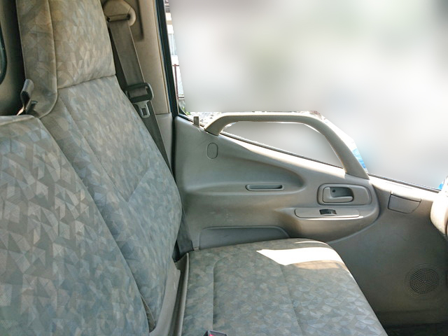 日野デュトロダンプ小型（2t・3t）[写真31]