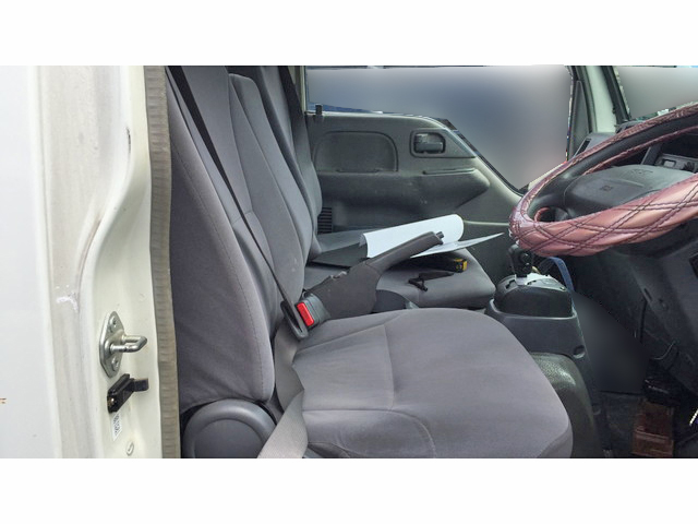 いすゞエルフ平ボディ小型（2t・3t）[写真13]