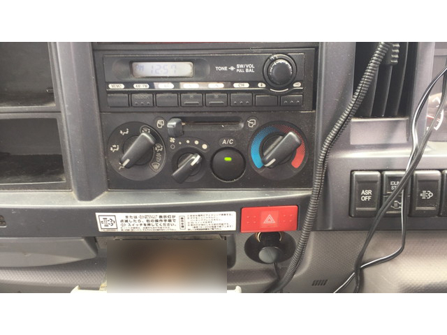 いすゞエルフ平ボディ小型（2t・3t）[写真17]