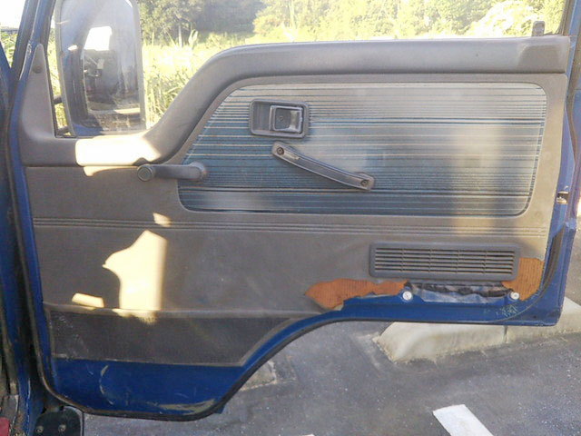 マツダタイタンダンプ小型（2t・3t）[写真23]