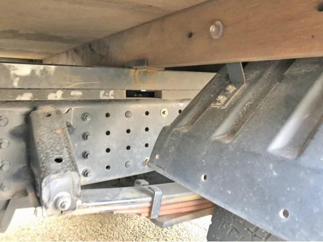 三菱ふそうキャンタークレーン4段小型（2t・3t）[写真18]