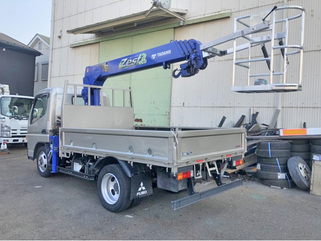 三菱ふそうキャンタークレーン4段小型（2t・3t）[写真02]