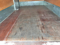 三菱ふそうキャンターアルミバン小型（2t・3t）[写真12]