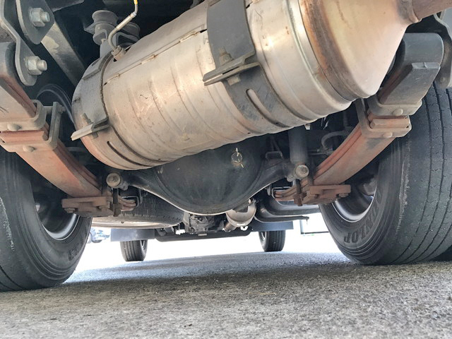 三菱ふそうキャンターアルミバン小型（2t・3t）[写真25]