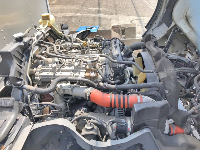 三菱ふそうキャンターアルミバン小型（2t・3t）[写真27]