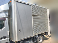 三菱ふそうキャンターアルミバン小型（2t・3t）[写真06]