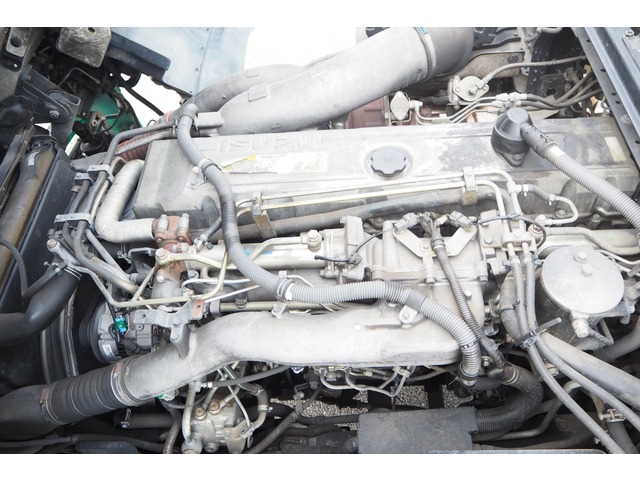 いすゞギガアルミブロック大型（10t）[写真23]