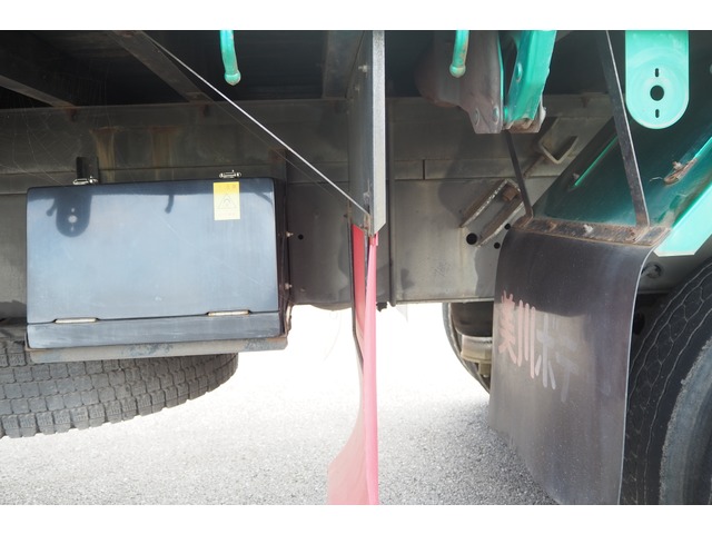 いすゞギガアルミブロック大型（10t）[写真29]