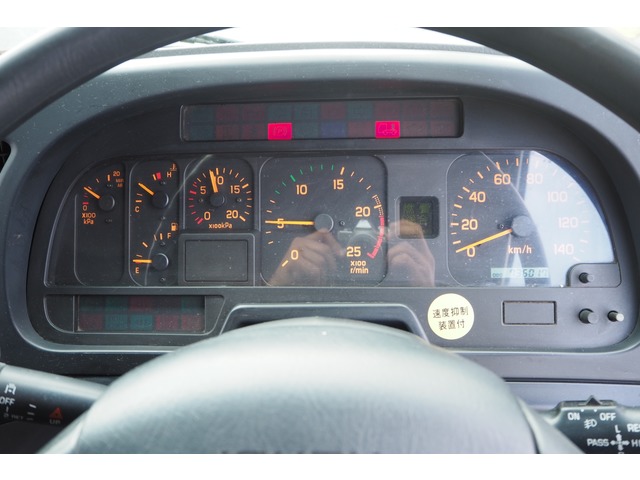 いすゞギガアルミブロック大型（10t）[写真39]