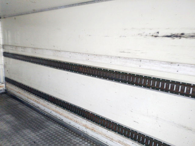 日野レンジャー冷凍車（冷蔵車）中型（4t）[写真21]