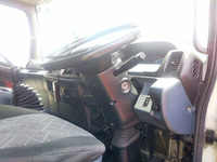 日野レンジャー冷凍車（冷蔵車）中型（4t）[写真23]