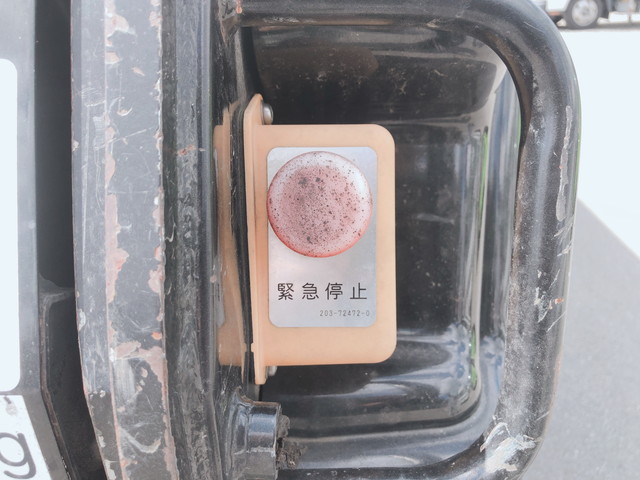 いすゞエルフパッカー車（塵芥車）小型（2t・3t）[写真13]