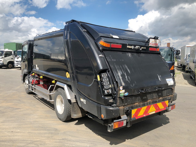 いすゞエルフパッカー車（塵芥車）小型（2t・3t）[写真04]