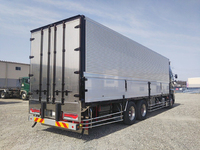 日野プロフィア冷蔵冷凍ウイング大型（10t）[写真02]