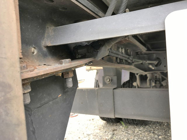 いすゞエルフ冷凍車（冷蔵車）小型（2t・3t）[写真13]