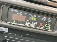 いすゞエルフ冷凍車（冷蔵車）小型（2t・3t）[写真27]