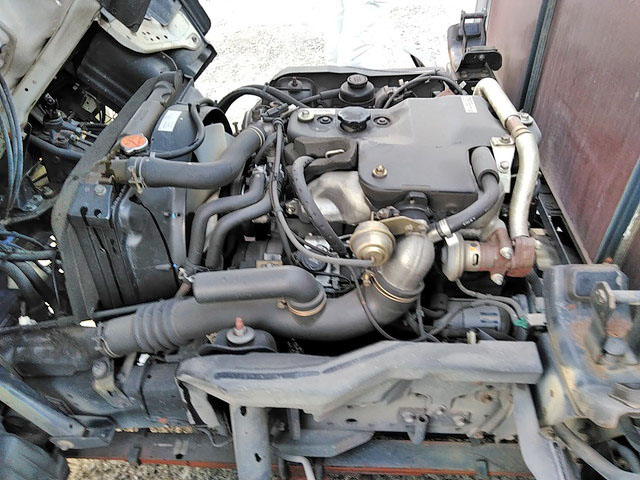 いすゞエルフ平ボディ小型（2t・3t）[写真11]