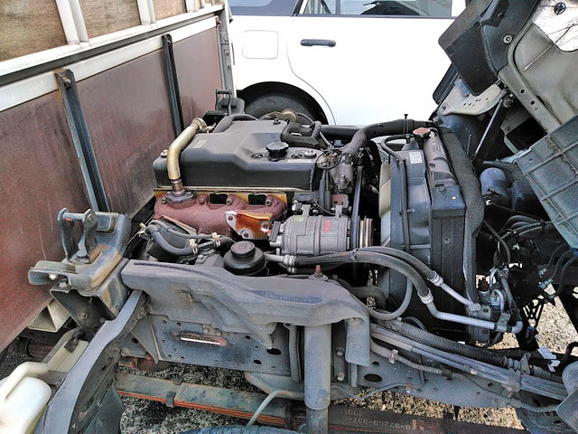 いすゞエルフ平ボディ小型（2t・3t）[写真12]