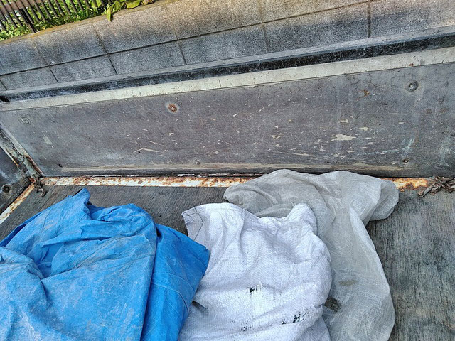 いすゞエルフ平ボディ小型（2t・3t）[写真23]