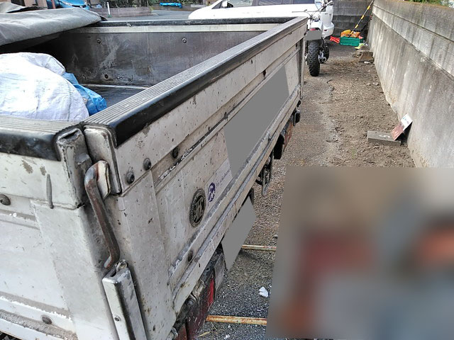 いすゞエルフ平ボディ小型（2t・3t）[写真07]