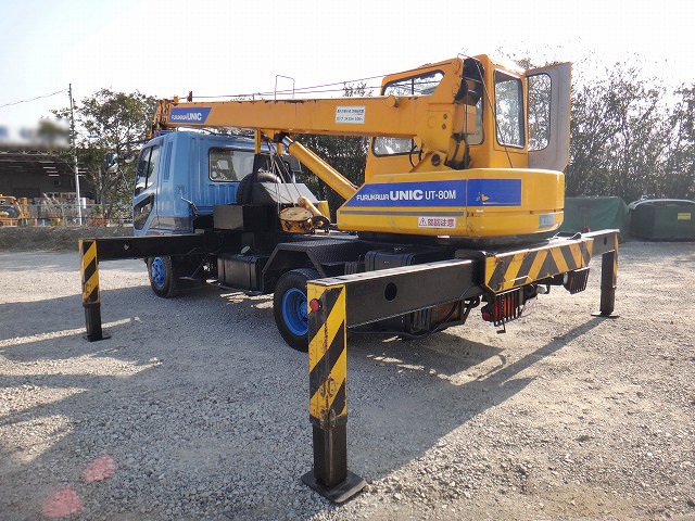 三菱ふそうファイタートラッククレーン中型（4t）[写真02]