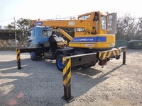 三菱ふそうファイタートラッククレーン中型（4t）[写真02]