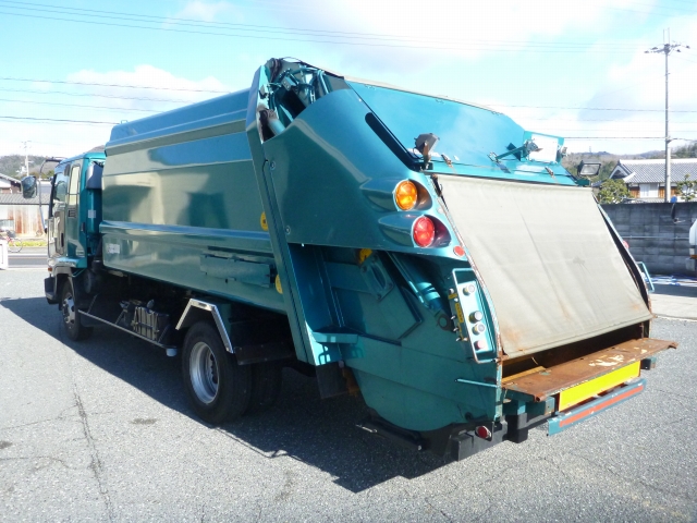 いすゞフォワードパッカー車（塵芥車）中型（4t）[写真02]