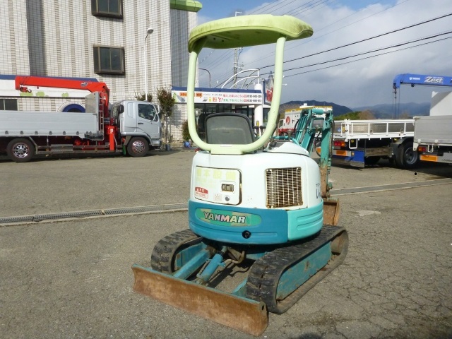 ヤンマーミニユンボ（ミニバックホー）[写真02]