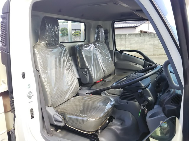 日野デュトロ平ボディ小型（2t・3t）[写真32]