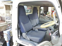 三菱ふそうキャンタークレーン3段小型（2t・3t）[写真32]