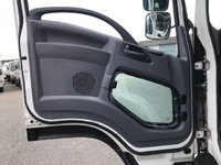 いすゞフォワードセルフクレーン4段中型（4t）[写真27]