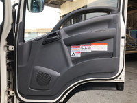 いすゞフォワードセルフクレーン4段中型（4t）[写真28]